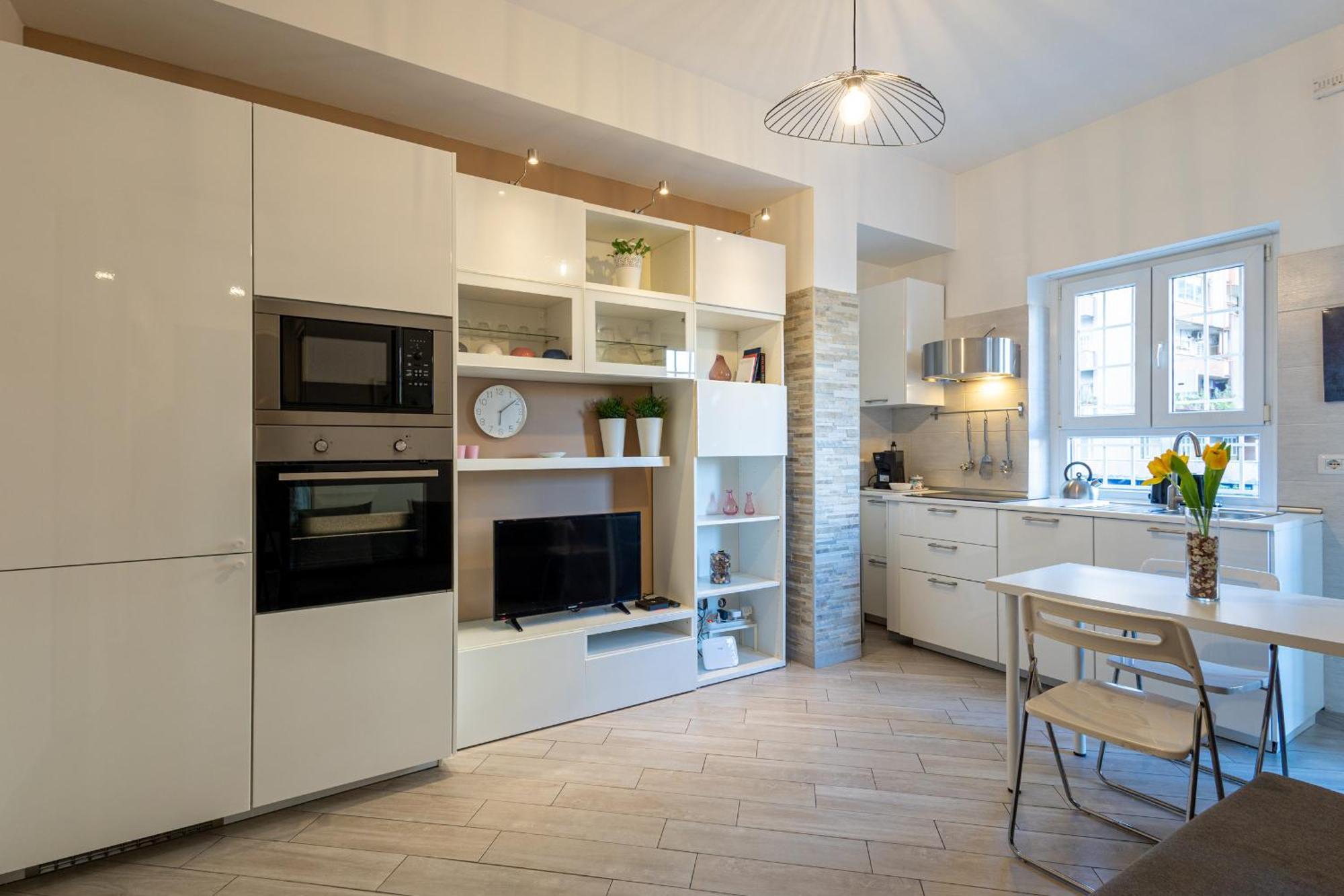 Ottoboni Apartment, 4 Persone, Balcone, Wi-fi, Stazione Tiburtina Lejlighed Rom